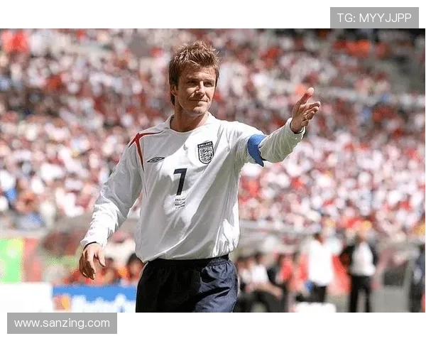 英格兰足球传奇人物日常生活瞬间大公开 展现球场外的真实一面