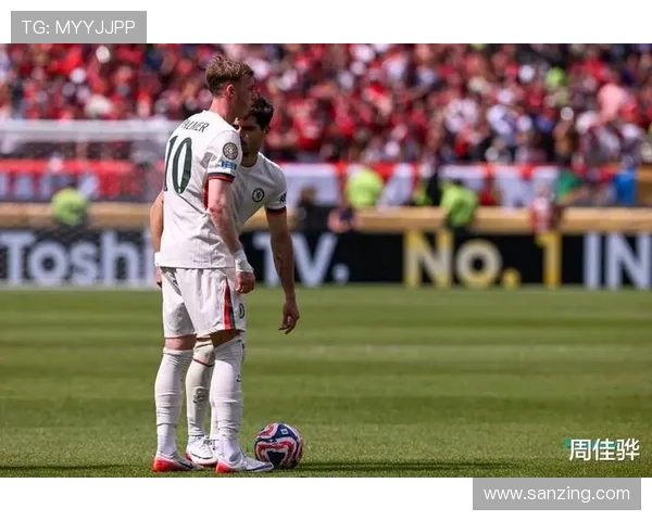 足球场上速度过人的球星有哪些他们如何用速度突破防线成为比赛关键人物