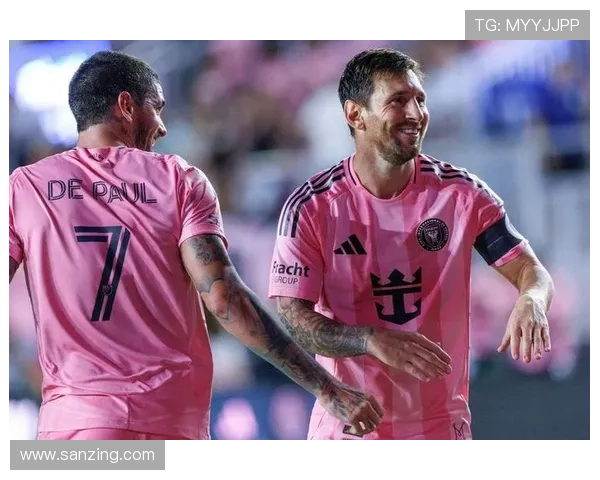 黄头发白脸红衣足球明星的辉煌赛场表现与影响力解析